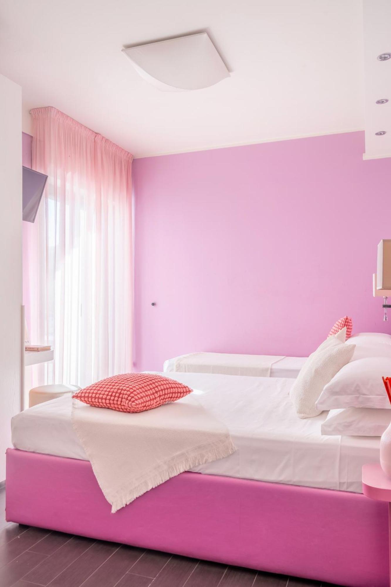 Hotel 2000 Риччоне Экстерьер фото